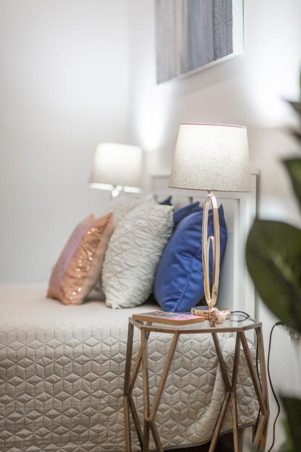 Stylish Luxury Apartment By Anna บูดาเปสต์ ภายนอก รูปภาพ