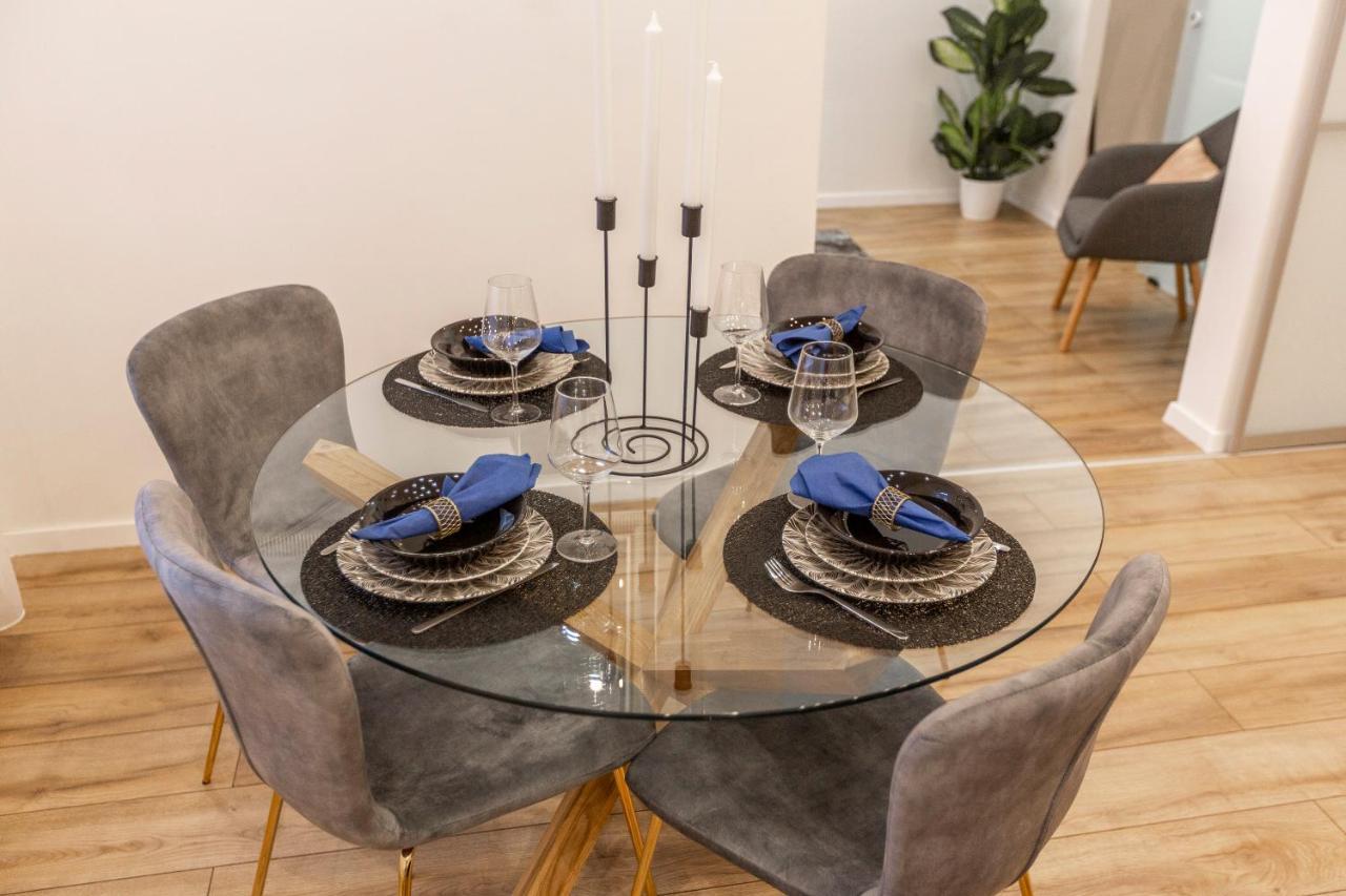 Stylish Luxury Apartment By Anna บูดาเปสต์ ภายนอก รูปภาพ