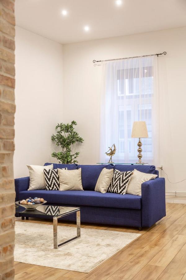 Stylish Luxury Apartment By Anna บูดาเปสต์ ภายนอก รูปภาพ