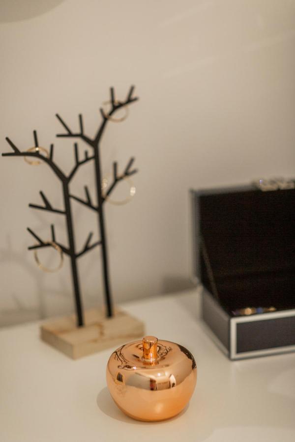 Stylish Luxury Apartment By Anna บูดาเปสต์ ภายนอก รูปภาพ